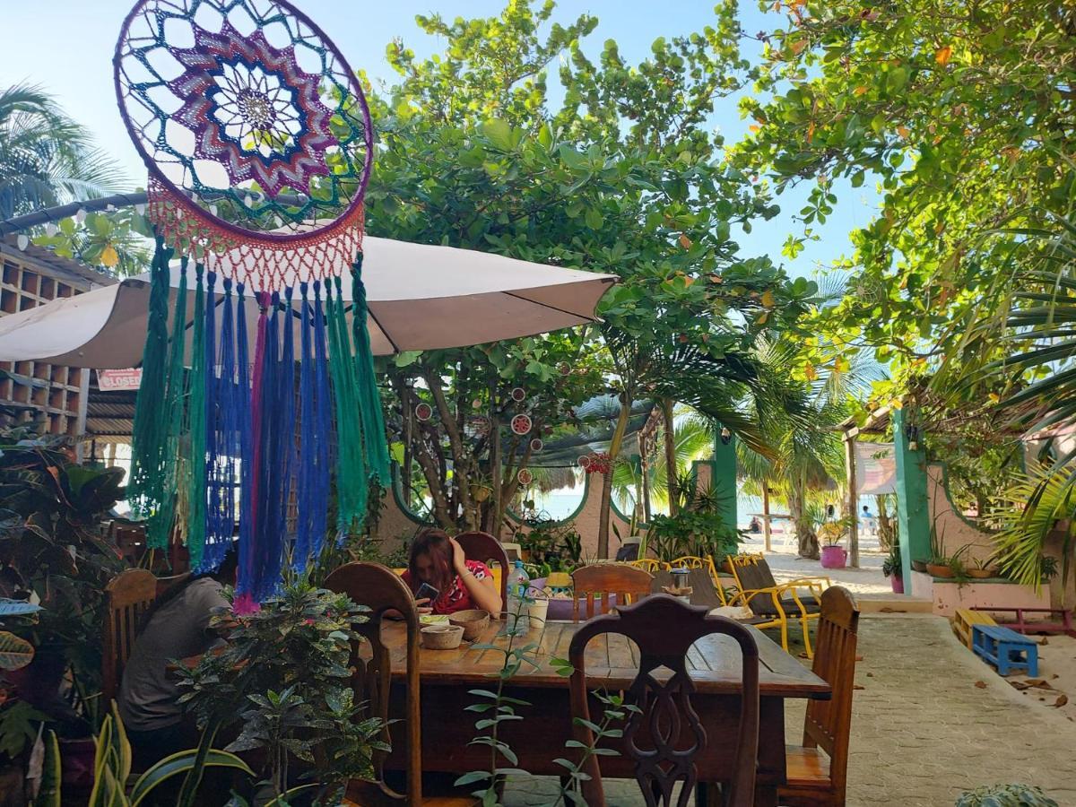סלסטון Hotel Gutierrez מראה חיצוני תמונה